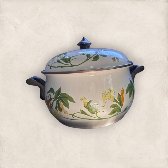 Vintage Asta Enamelware Dutch Oven - Germany - 2-Quart - Brass - Picture 5 of 8